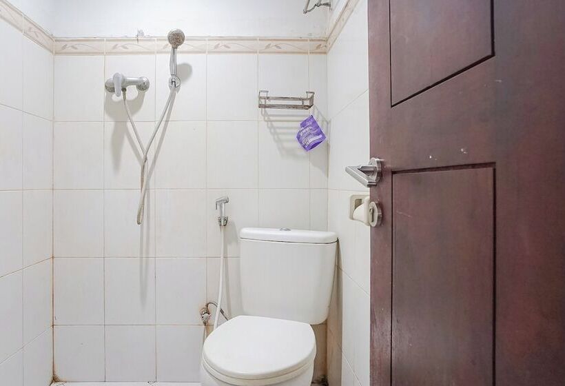 בית מלון כפרי Gana Inn Legian