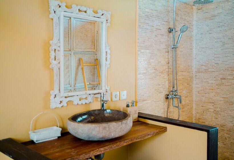 ホテル Les Villas Ottalia  Yoga And Diving, Gili Meno