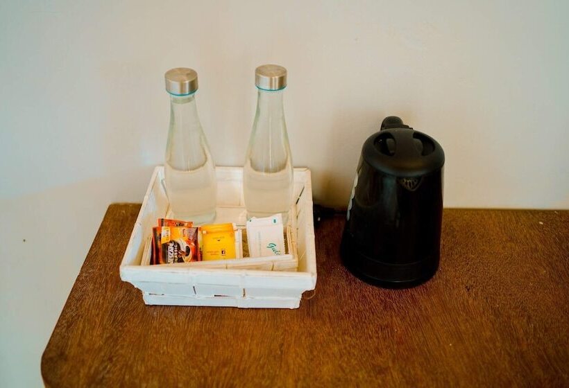 ホテル Les Villas Ottalia  Yoga And Diving, Gili Meno