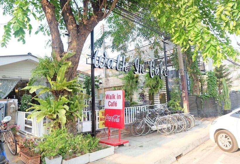 فندق Grandparent's Home