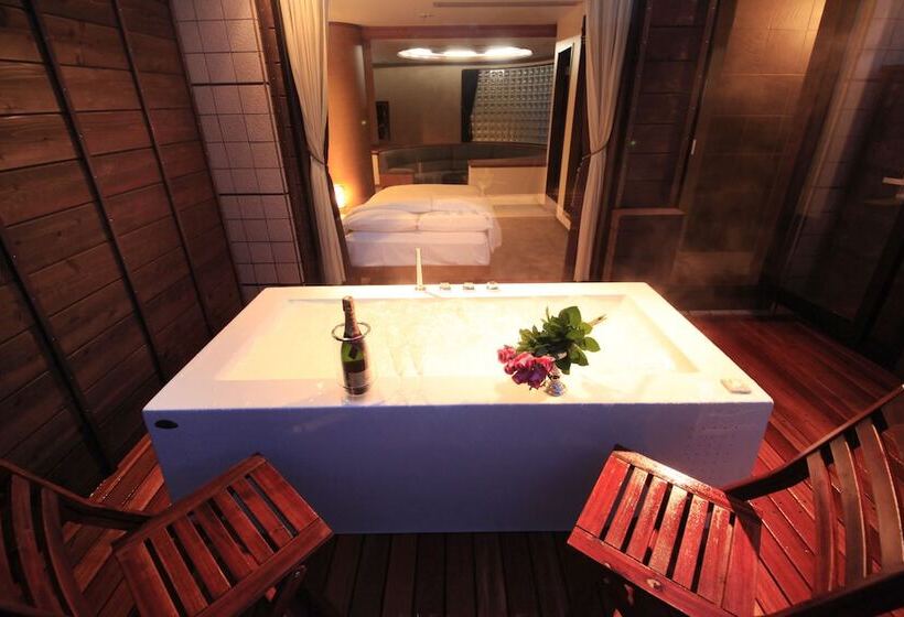 ホテル Hakone Bettei Koyoi