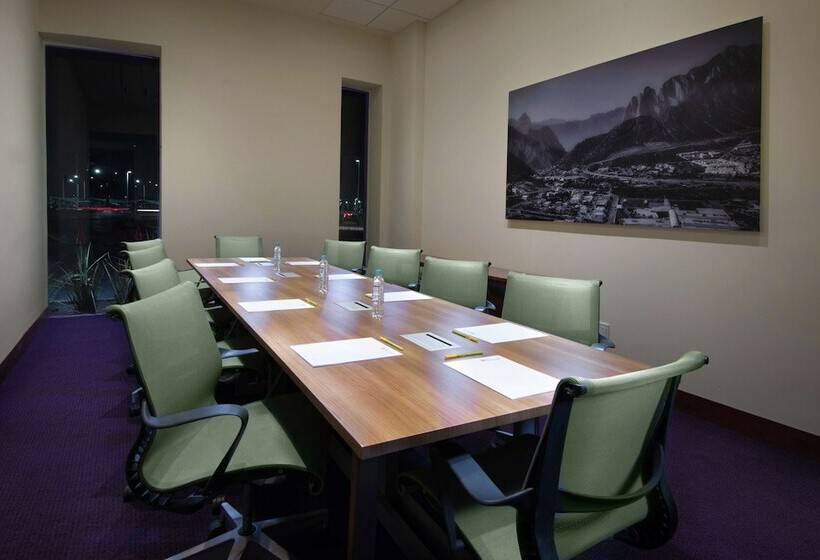 호텔 Hilton Garden Inn Monterrey Airport