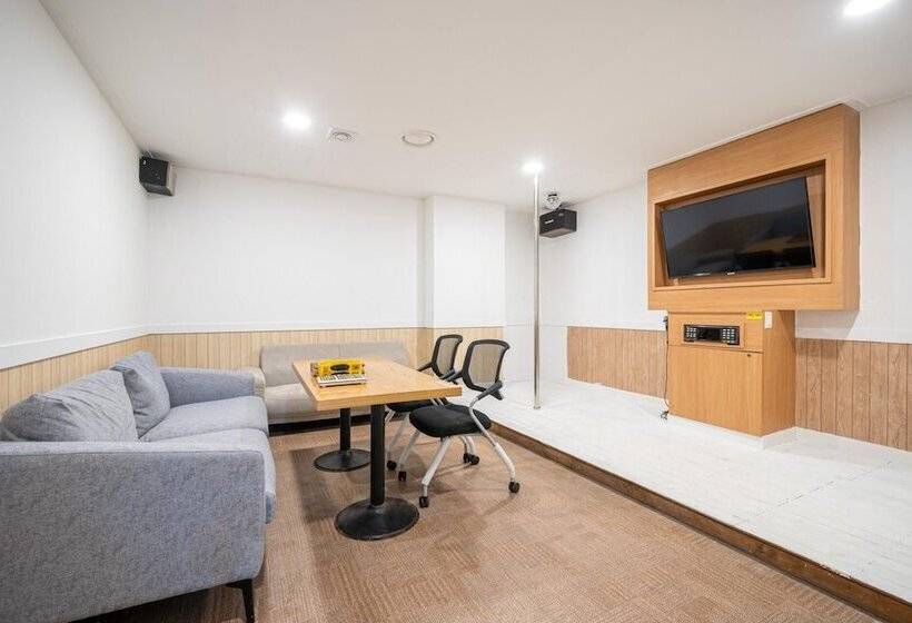 Jeonju Sanjeongdong Hotel Sopung