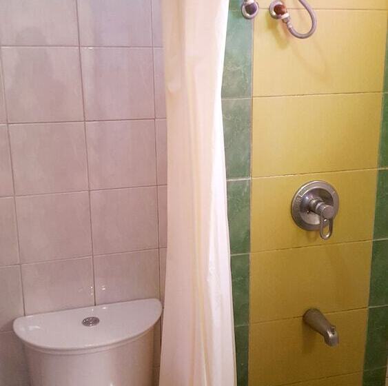 هتل Kookaburra Travel Lodge