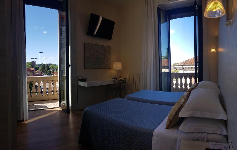 هتل La Nuova Rotaia