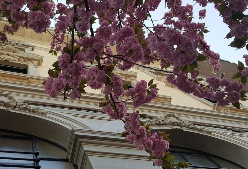 هتل La Nuova Rotaia