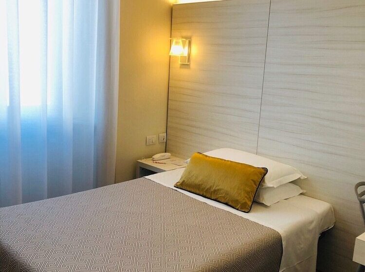 هتل La Nuova Rotaia