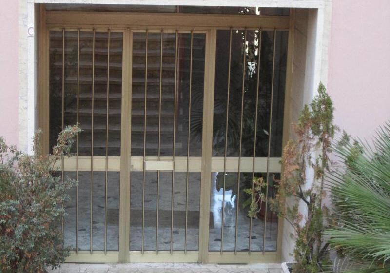 בית מלון כפרי Le Cupole