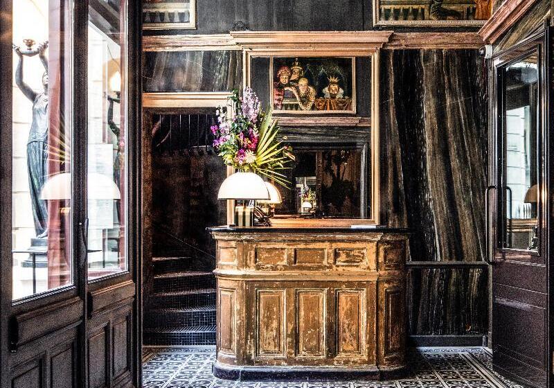 ホテル Les Bains Paris