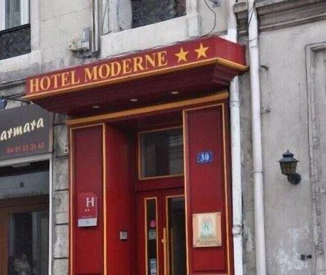 ホテル Moderne