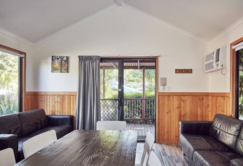 هتل Nrma South West Rocks Holiday Park