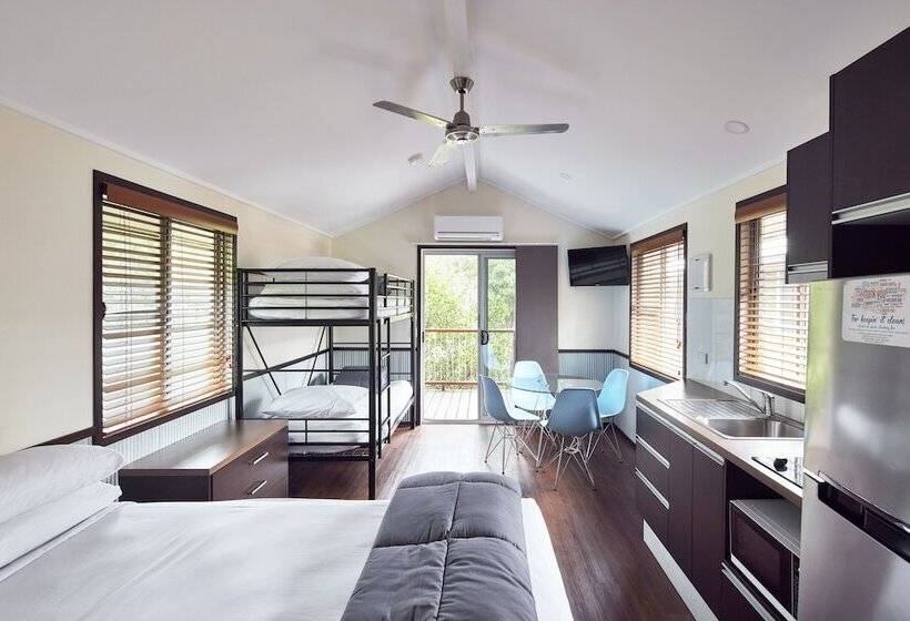 هتل Nrma South West Rocks Holiday Park