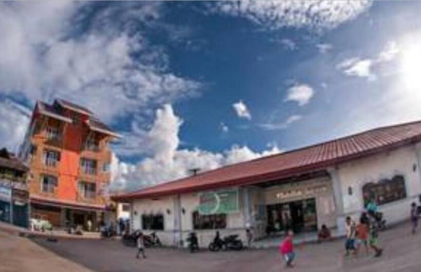 호텔 One Averee Bay