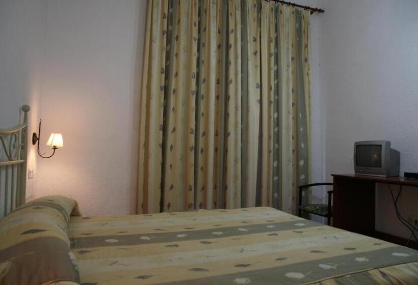 هتل Pension San Joaquin