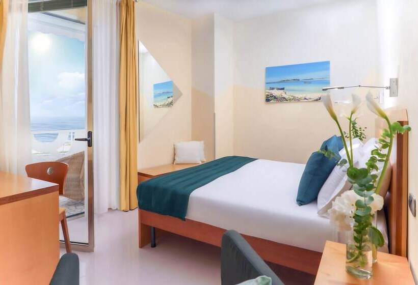 בית מלון כפרי Piccadilly Rooms Restaurant And Beach