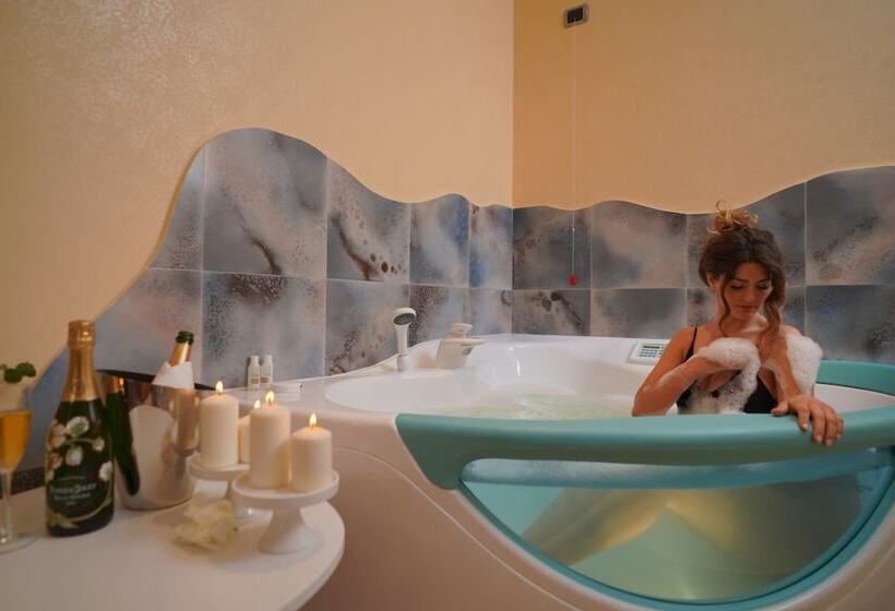 בית מלון כפרי Piccadilly Rooms Restaurant And Beach