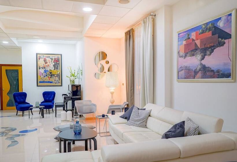 בית מלון כפרי Piccadilly Rooms Restaurant And Beach