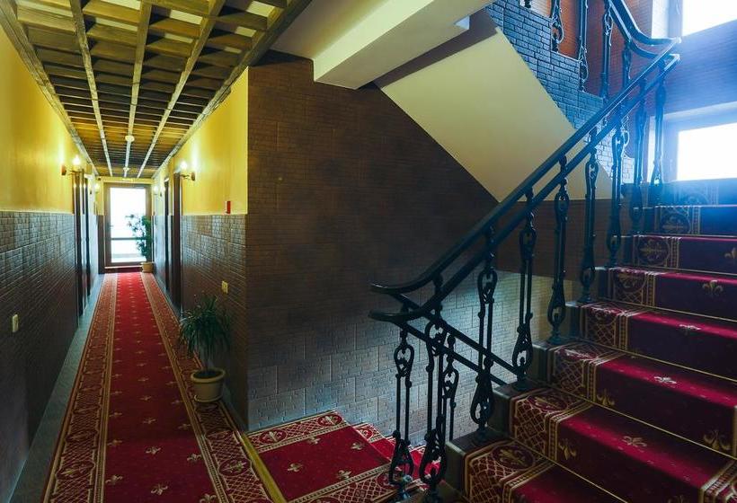 Arthotel Poruchik Rzhevsky