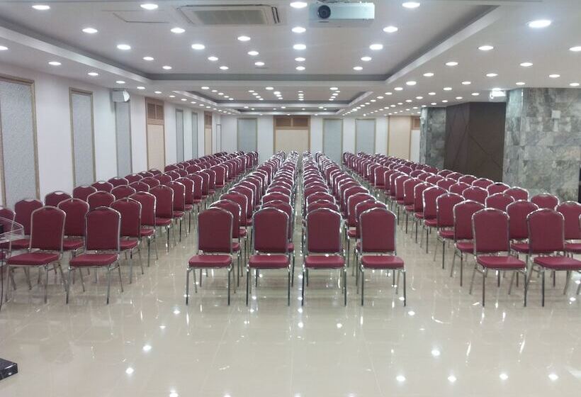 בית מלון כפרי Pungnam Family