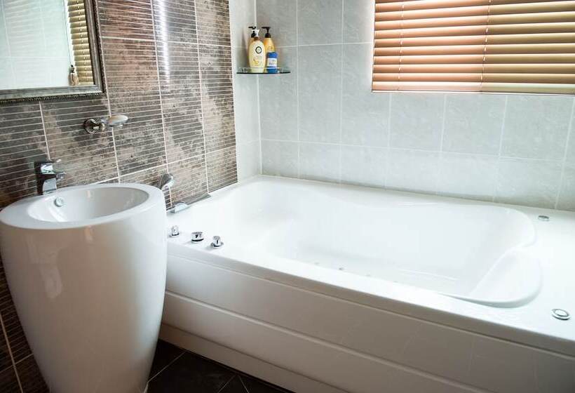 בית מלון כפרי Pungnam Family