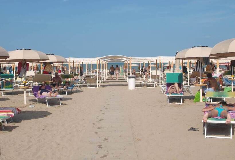 ホテル Residence Altomare