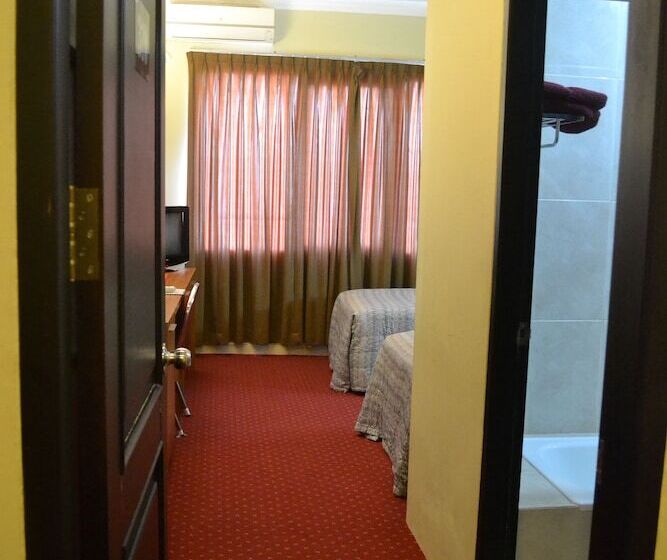 בית מלון כפרי Sepinggan