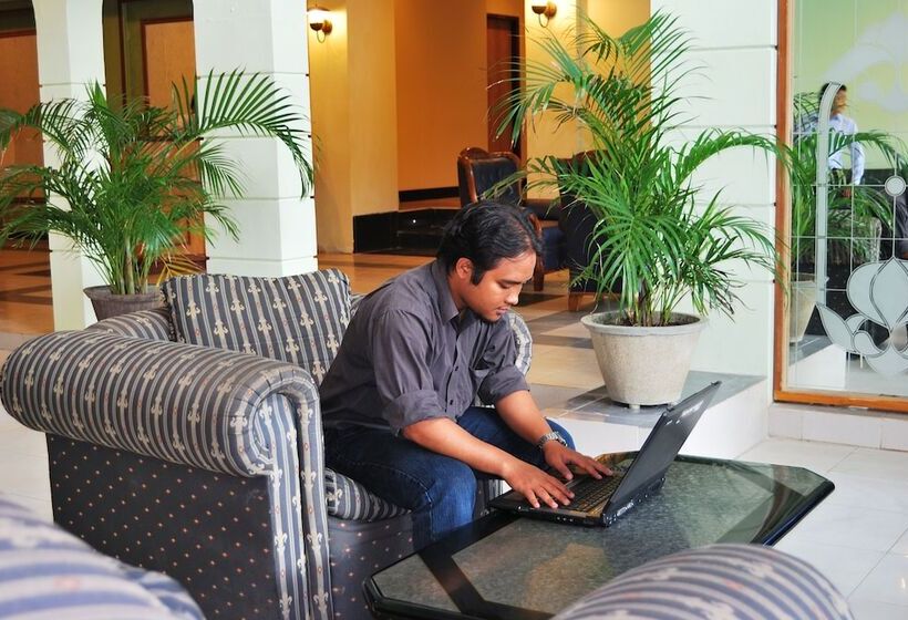 בית מלון כפרי Sepinggan