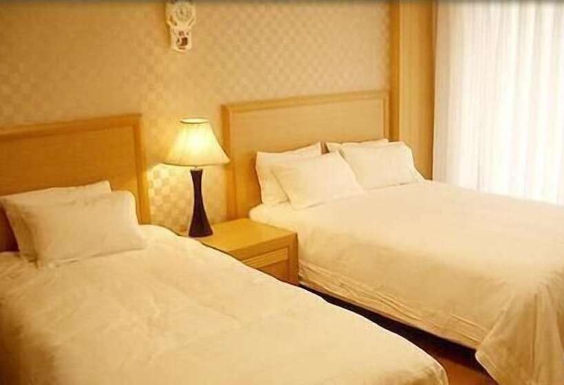 Отель Chungju Suanbo Park