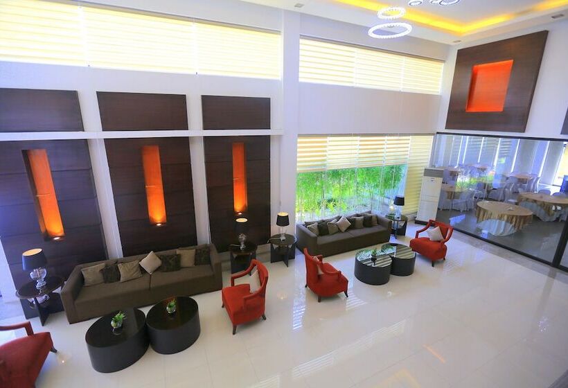 هتل Subic Bay Peninsular