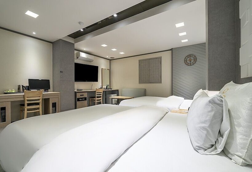 Hotel Suwon Utopia