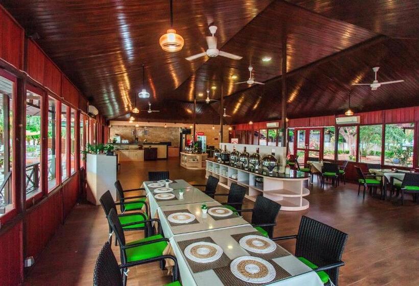 Sylvia Hotel & Resort Komodo