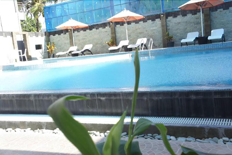 Sylvia Hotel Maumere