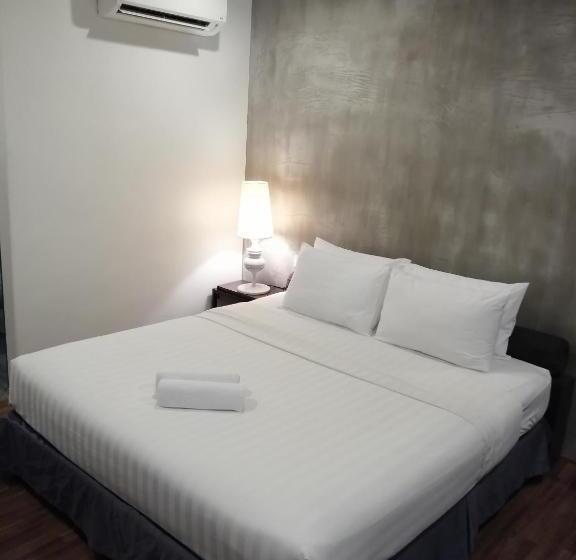 T+ Hotel Sungai Korok