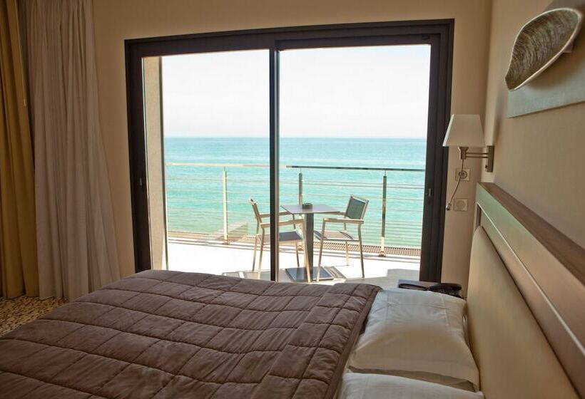 בית מלון כפרי Villa Azur