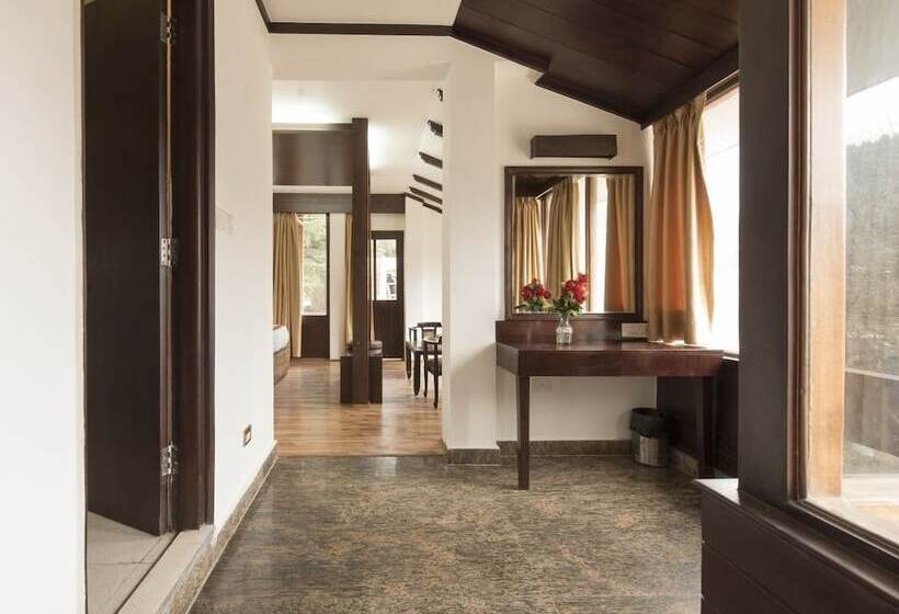 هتل Whispering Inn By Vivaan