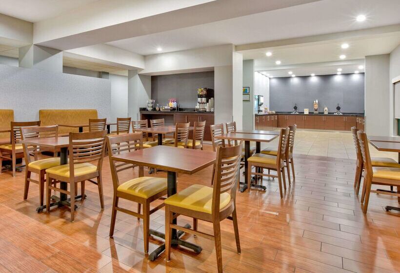 호텔 Wingate By Wyndham Longview North