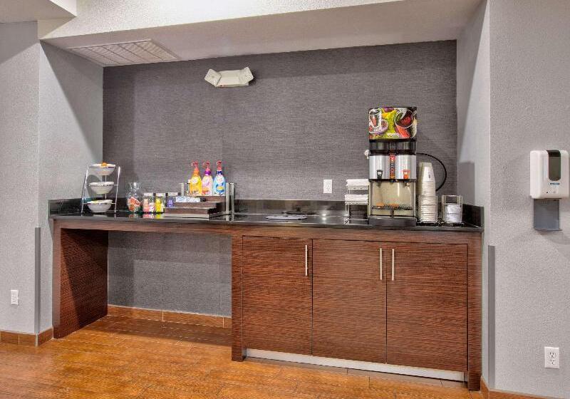 호텔 Wingate By Wyndham Longview North