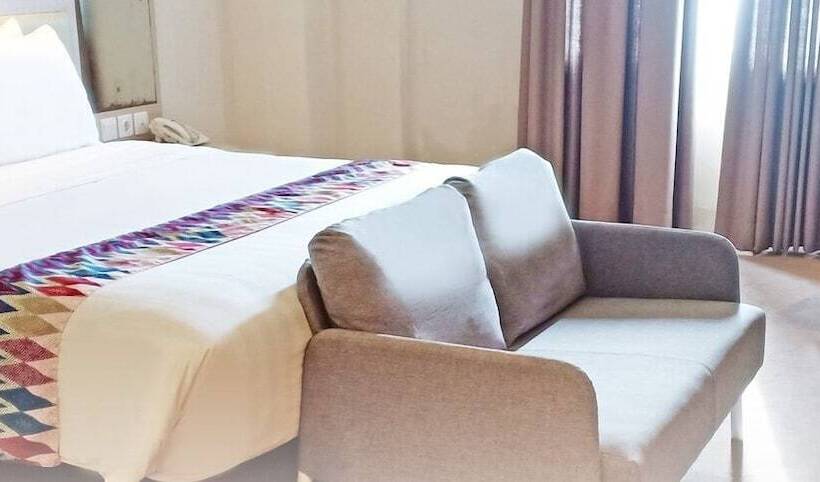 W Three Premier Hotel Lagaligo