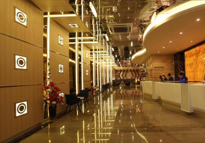 W Three Premier Hotel Lagaligo