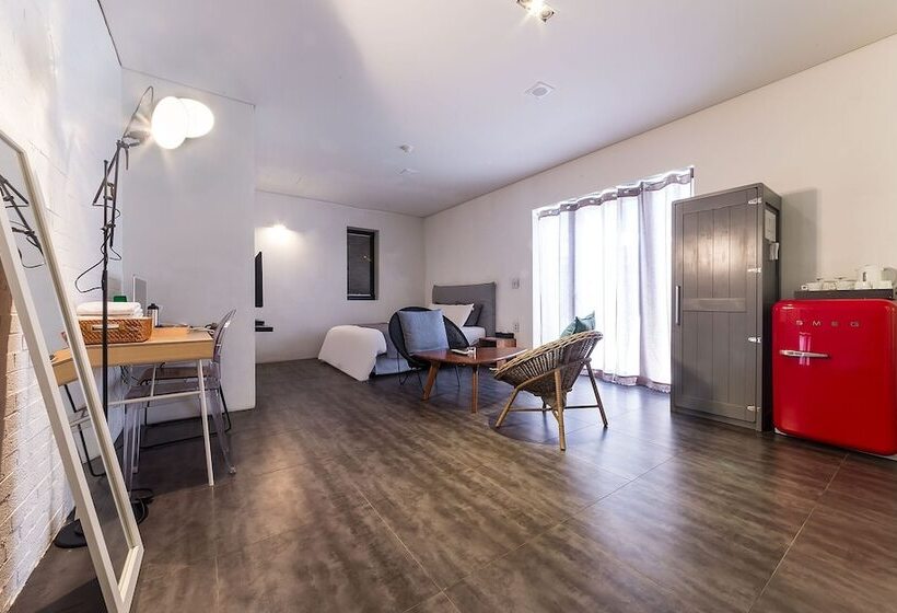 Hotel Yongin Army Boutique