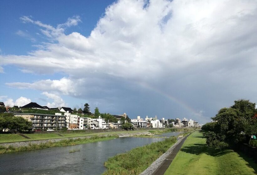 K S House Kanazawa  Travelers Hostel
