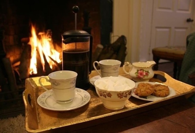 Kelly House Country B&b