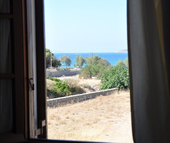 Michalis Apartments Near The Beaches With Sea View
