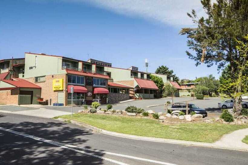 Мотель 23 At The Gables