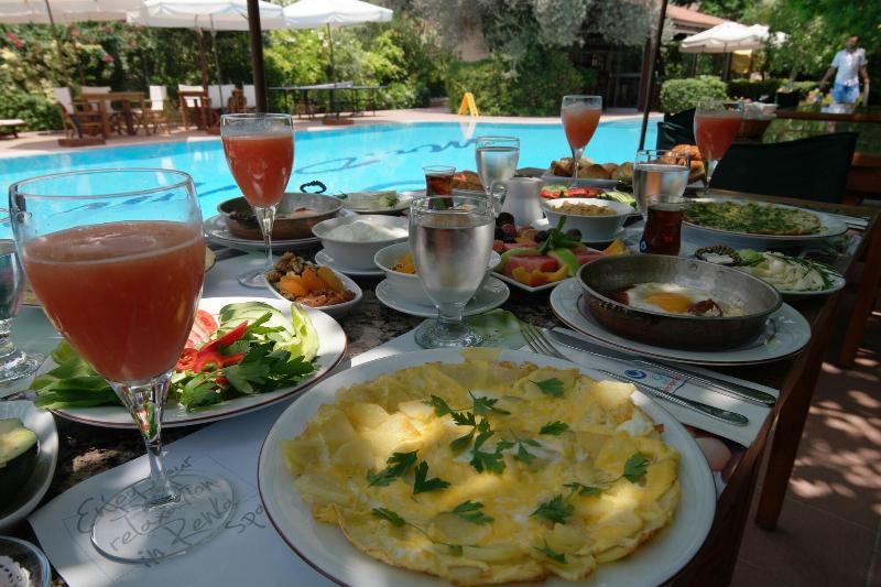 Mr. Dim Exclusive Apart