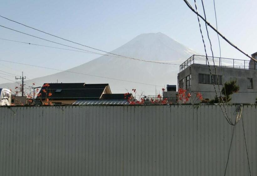 Mt Fuji Hostel Michaels