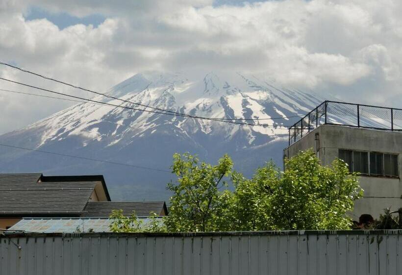 Mt Fuji Hostel Michaels