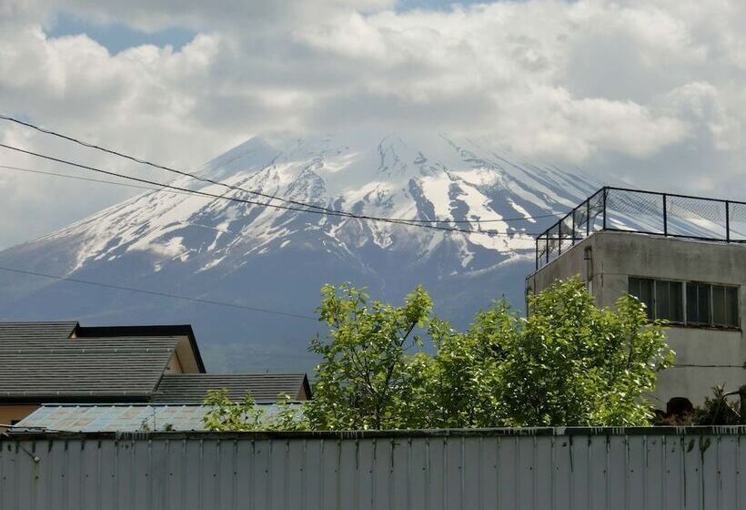 Mt Fuji Hostel Michaels