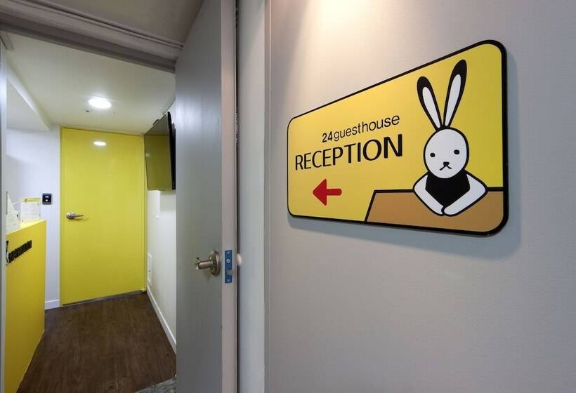 פנסיון 24 Guesthouse Myeongdong Town