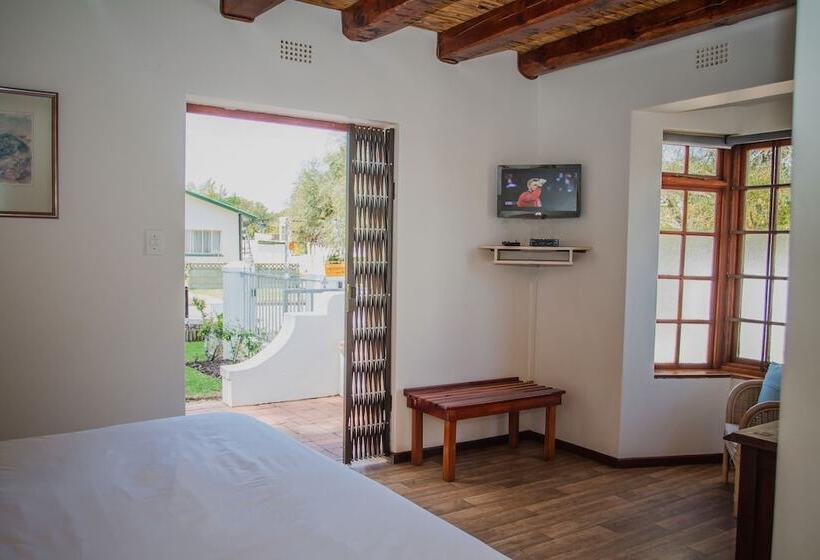 Пансион Aan De Oever Guesthouse